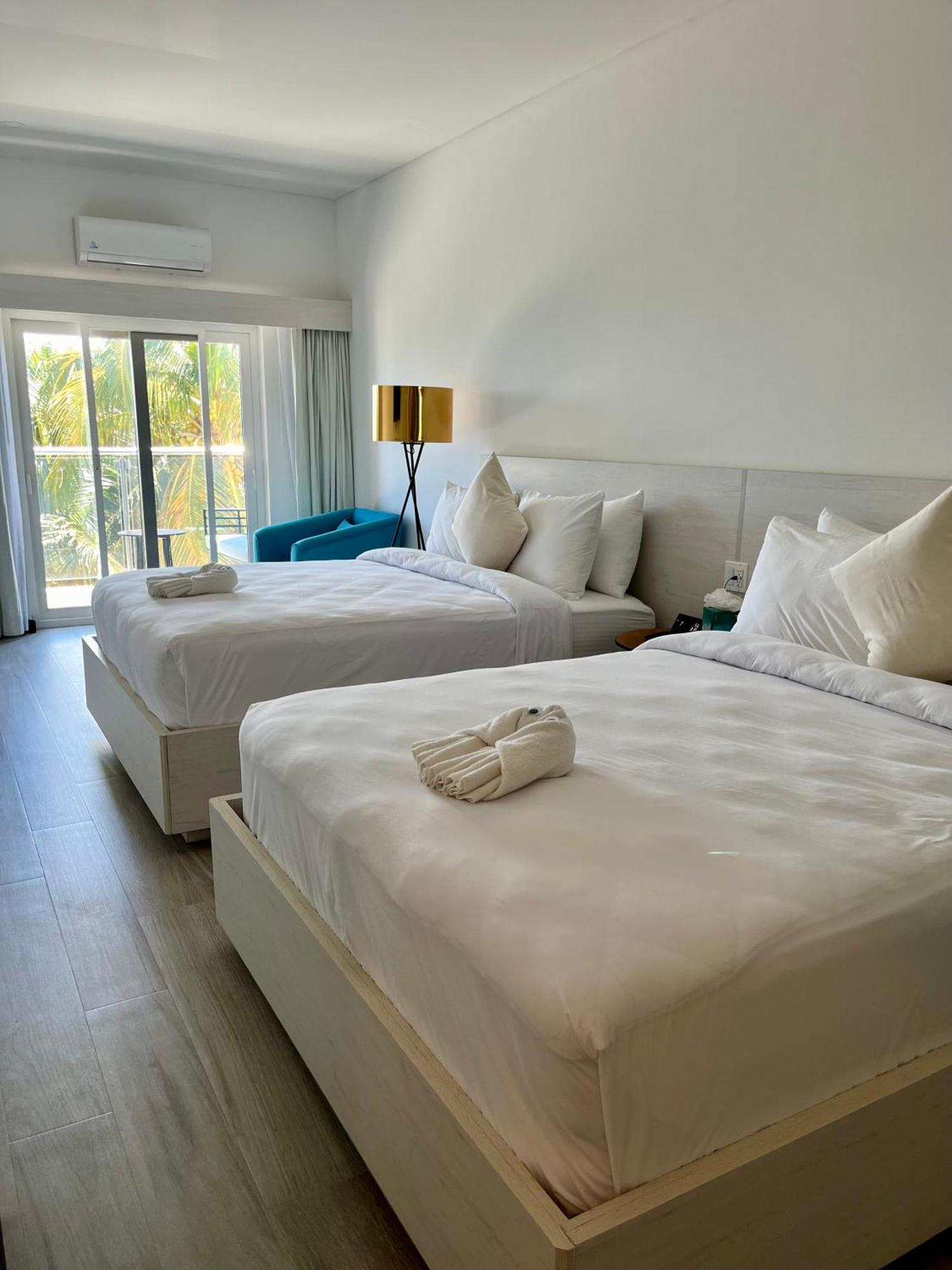 The Watermark Hotel سان بيدرو المظهر الخارجي الصورة