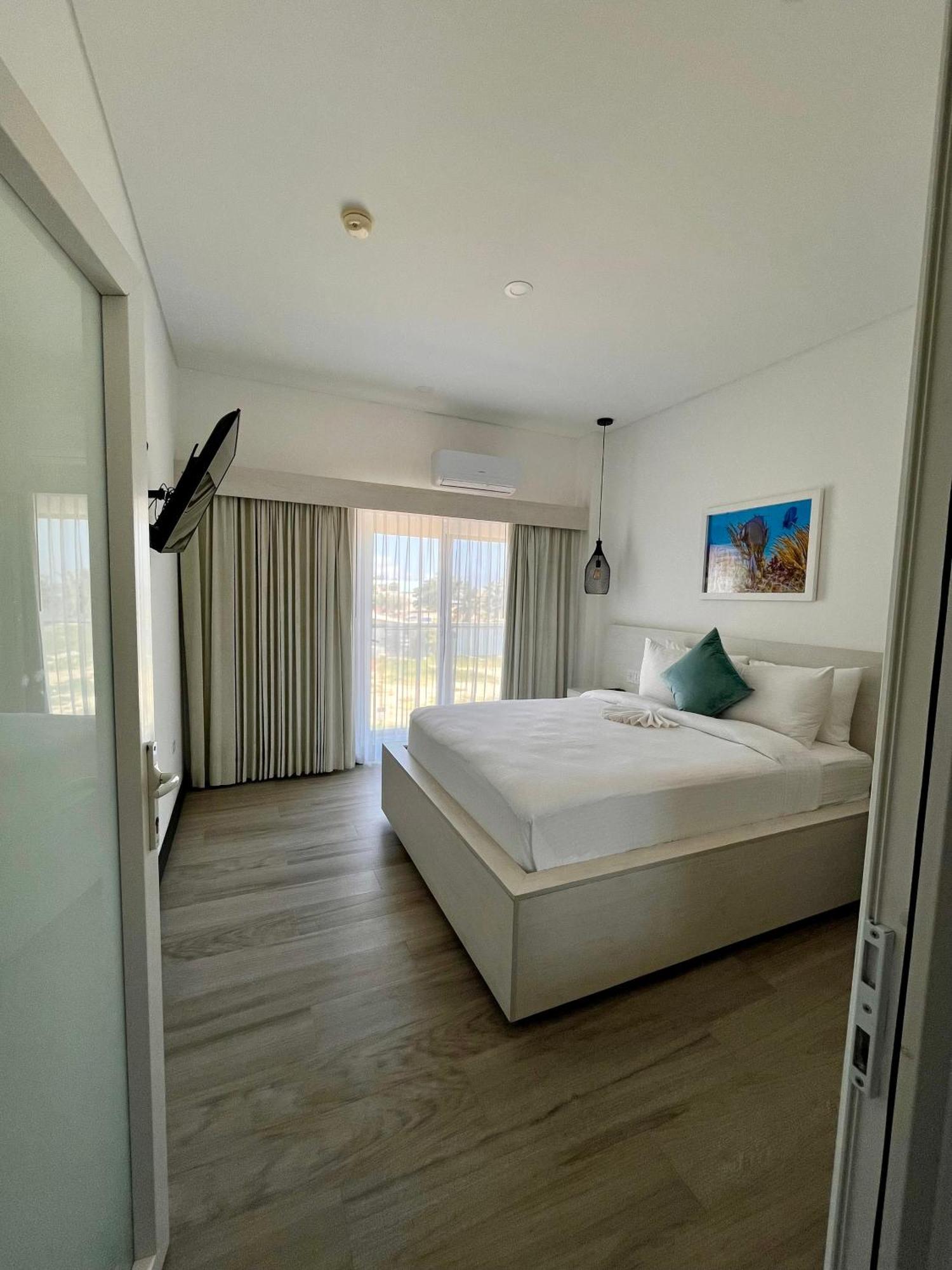 The Watermark Hotel سان بيدرو المظهر الخارجي الصورة